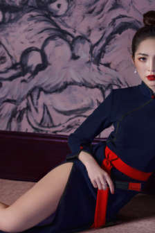 胸大的姑娘视频高清